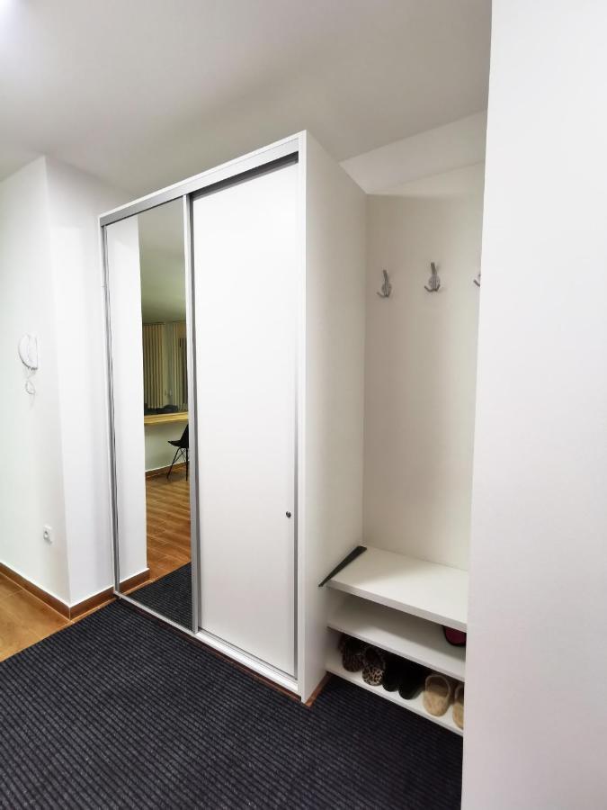 Lux Family Apartment Vidanovic Pirot Buitenkant foto