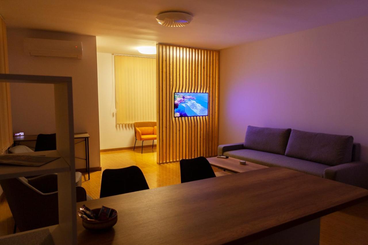 Lux Family Apartment Vidanovic Pirot Buitenkant foto