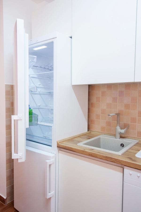 Lux Family Apartment Vidanovic Pirot Buitenkant foto